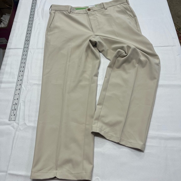 Izod Golf Cream Stonedust Chinos Slim Fit Men’s 36Wx30L Short Sport Casual Pants - Picture 1 of 11